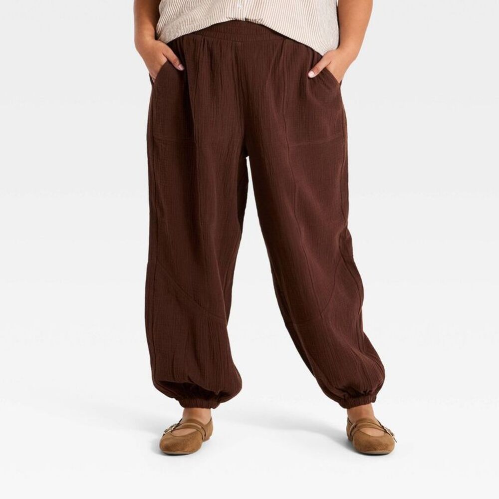 Women's Plus Pull On Cuffed Balloon Pant - Ava & Viv Brown 2X